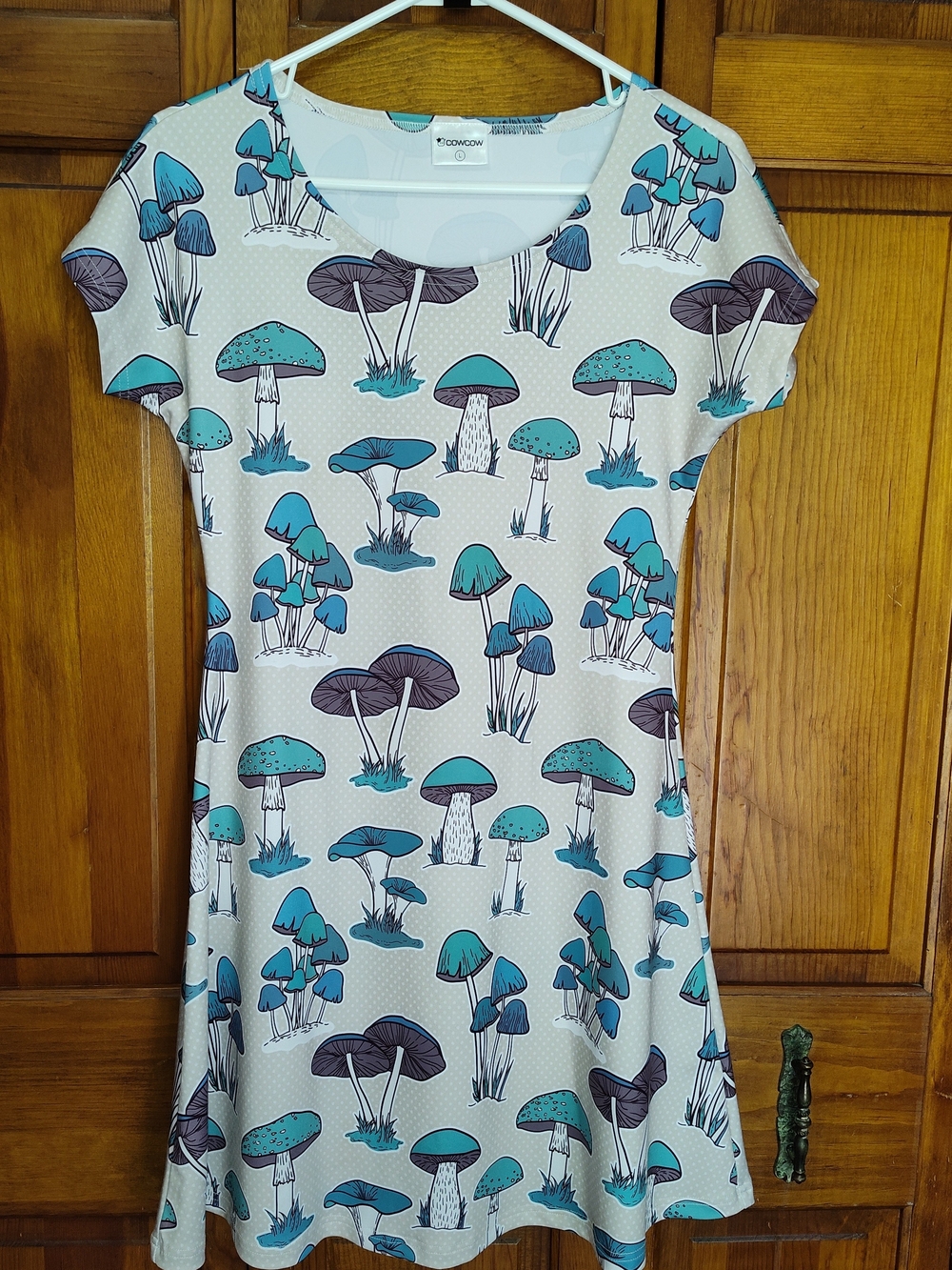 COWCOW Cream Mushroom-Print Short Sleeve Midi Dress